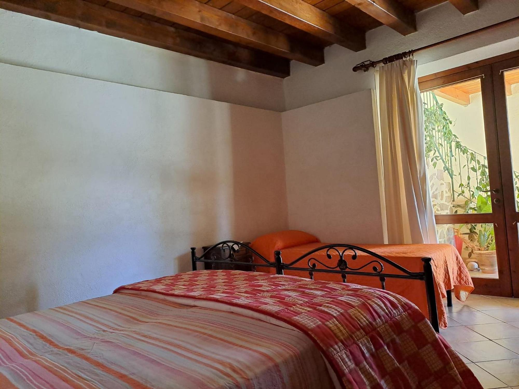 B&B S'Omu Antiga Nureci Exterior photo